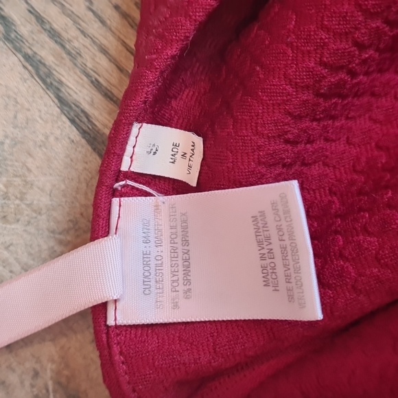 Red Mini Dress with Golden Bow Belt - Picture 3 of 4